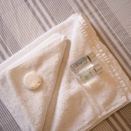 Pass The Keys Trafalgar House, Sleeps 6,Free Parking,Scarborough * سكرابورو